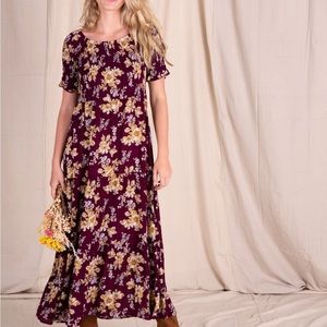 Natural Life XS/S Daisy Tiered Midi Dress- Berry Tan Floral. NEW